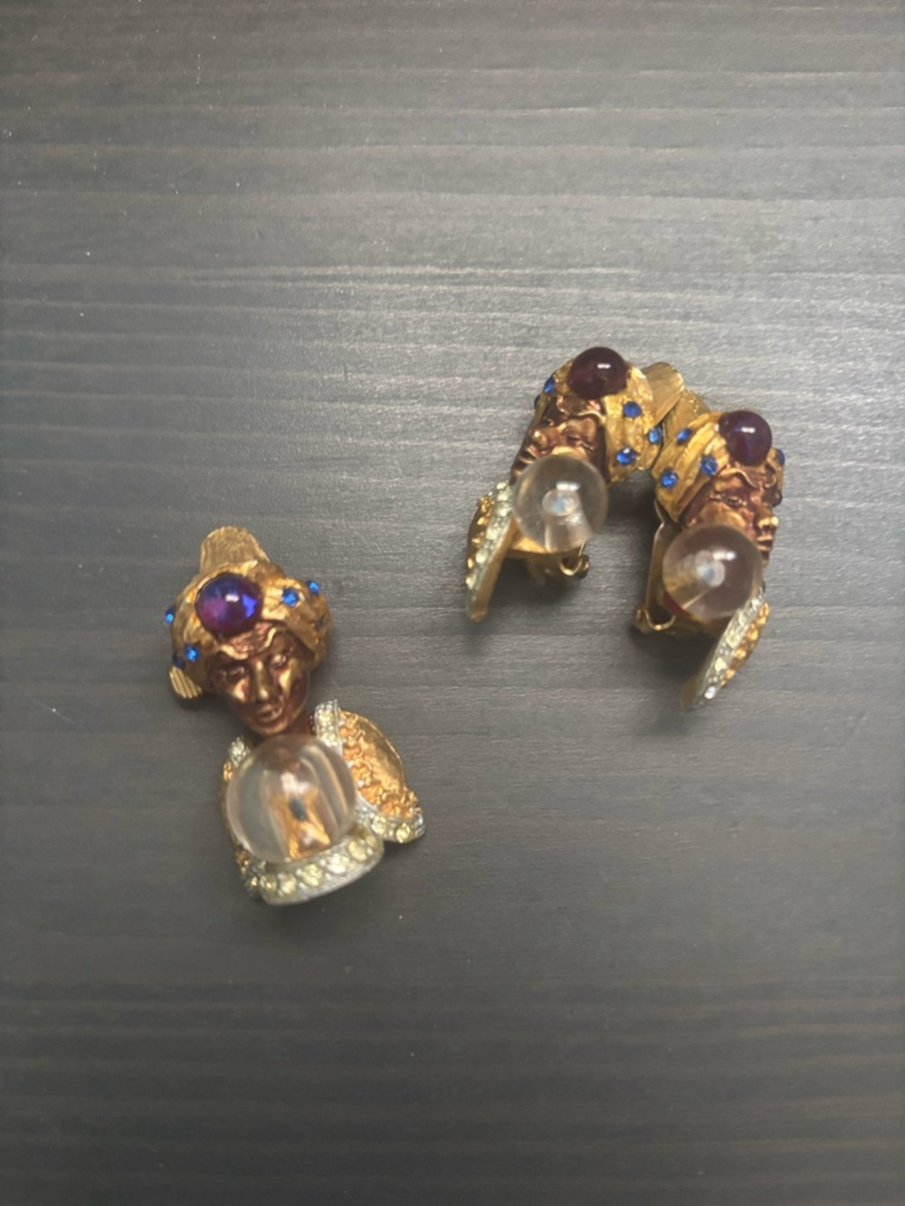 Gold-Tone Vintage HAR fortune teller Clip-on earrings and brooch